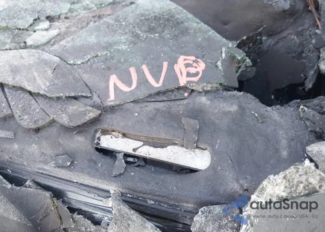 2017 Jeep Compass Latitude Fwd z USA, uszkodzony, nr VIN 1C4NJCEB4HD198858